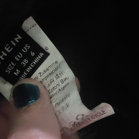 SHEIN Wide-Leg Jeans Black w/ Blue Butterfly on Back Pocket Women's Sz M (US 6) - Picture 9 of 9